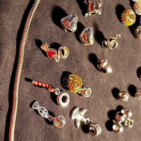 22 Individuality Beads - 925 SS Charms and 8.5" SS bracelet from Kohl's - Picture 4 of 12